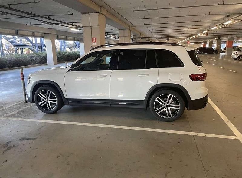 Usata Mercedes GLB200 Premium 163 CV (119 kW) 2023 SUV