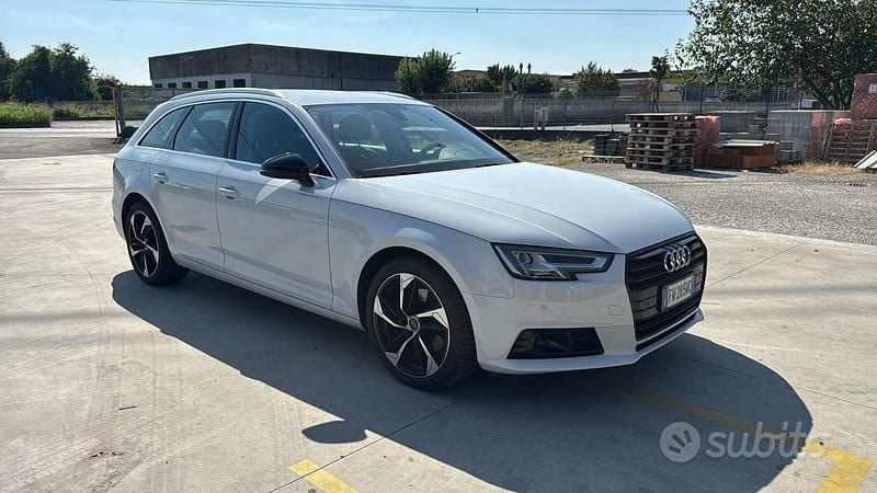 Usata Audi A4 150 CV (110 kW) 2019 Bianco Station wagon