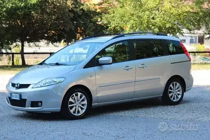 Usata Mazda 5 Dynamic 143 CV (105 kW) 2007 Monovolume