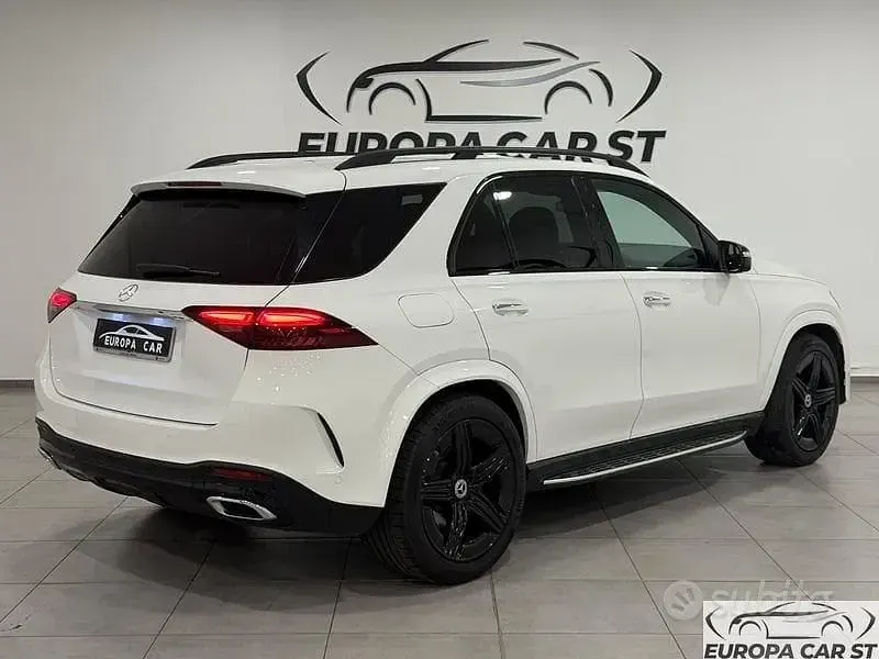 Usata Mercedes GLE300 AMG Line Premium Plus 269 CV (197 kW) 2023 Bianco SUV