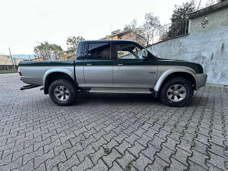 Usata Mitsubishi L200 Intense 116 CV (85 kW) 2005 Pick-up