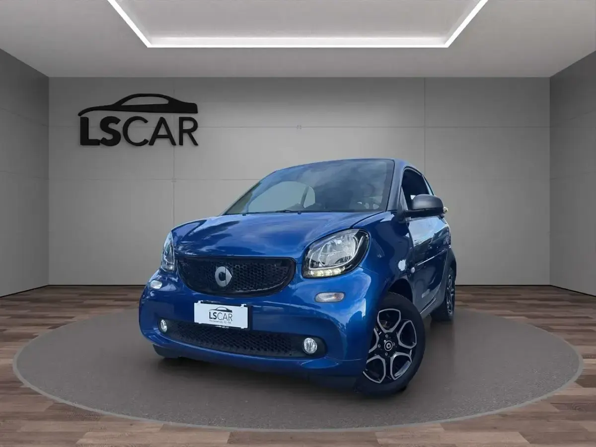 Usata Smart ForTwo Cabrio Prime 70 CV (51 kW) 2017 Blu Cabrio