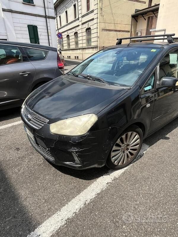 Usata 2009 Ford C-MAX Monovolume | 1000 € (Super prezzo) - Immagine 1/4