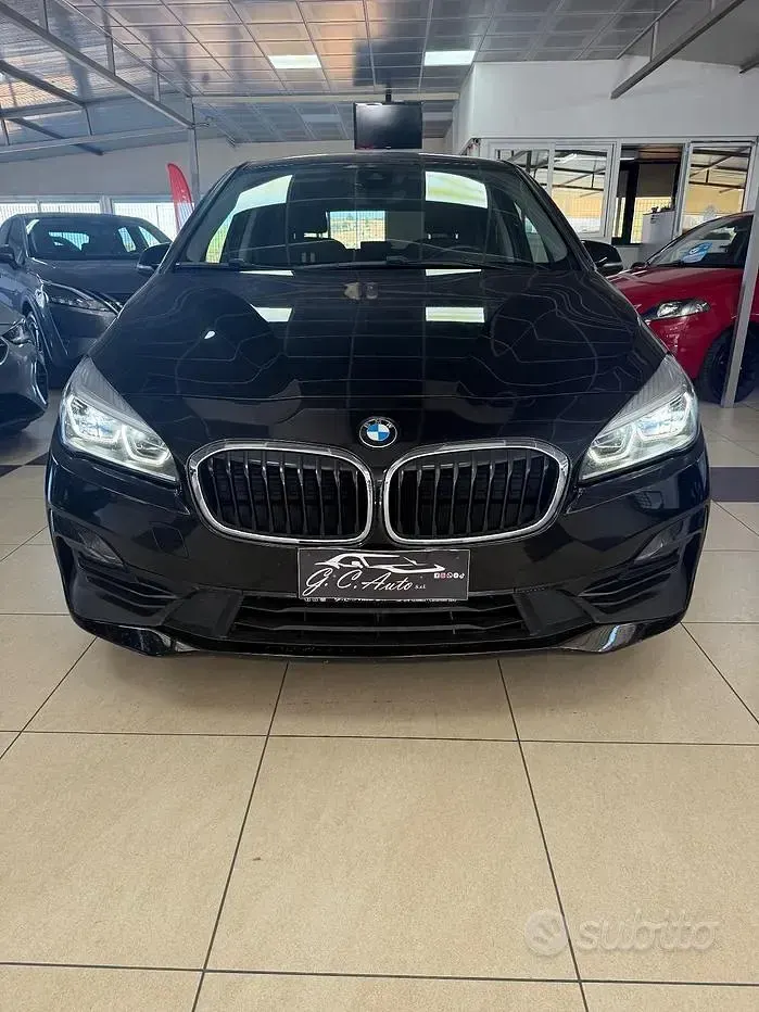 Usata BMW 216 Active Tourer Sport Line 116 CV (85 kW) 2021 Nero Monovolume