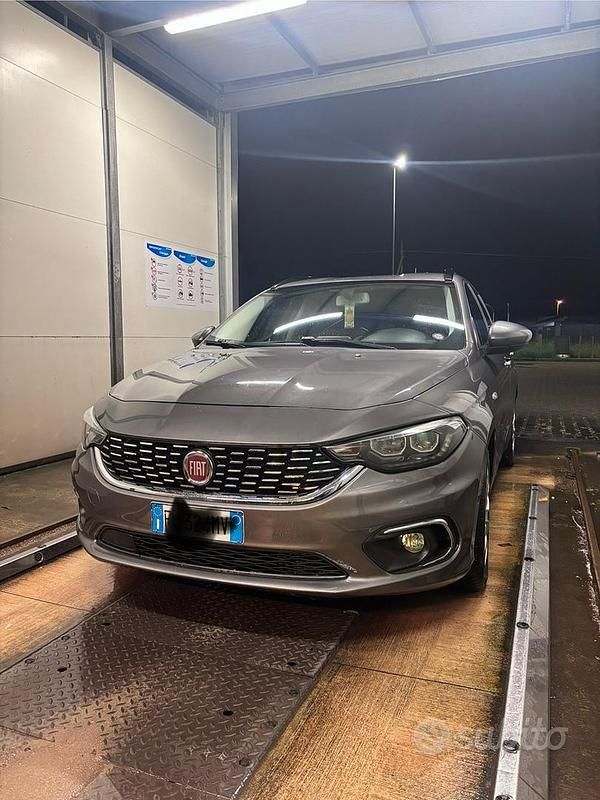 Usata Fiat Tipo 2018 Grigio Station wagon