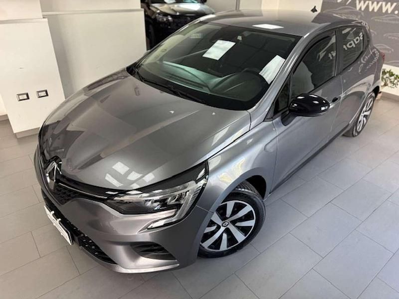 Usata Renault Clio V Equilibre 91 CV (66 kW) 2023 Grigio Berlina