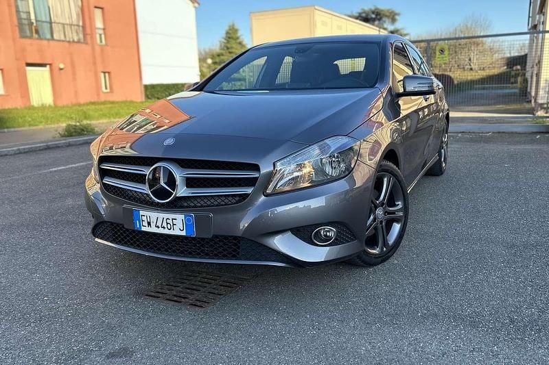 Usata Mercedes A180 109 CV (80 kW) 2014 Berlina