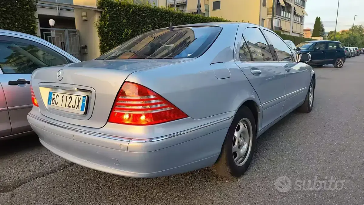Usata Mercedes S500 279 CV (205 kW) 1999 Bluazzurro Berlina