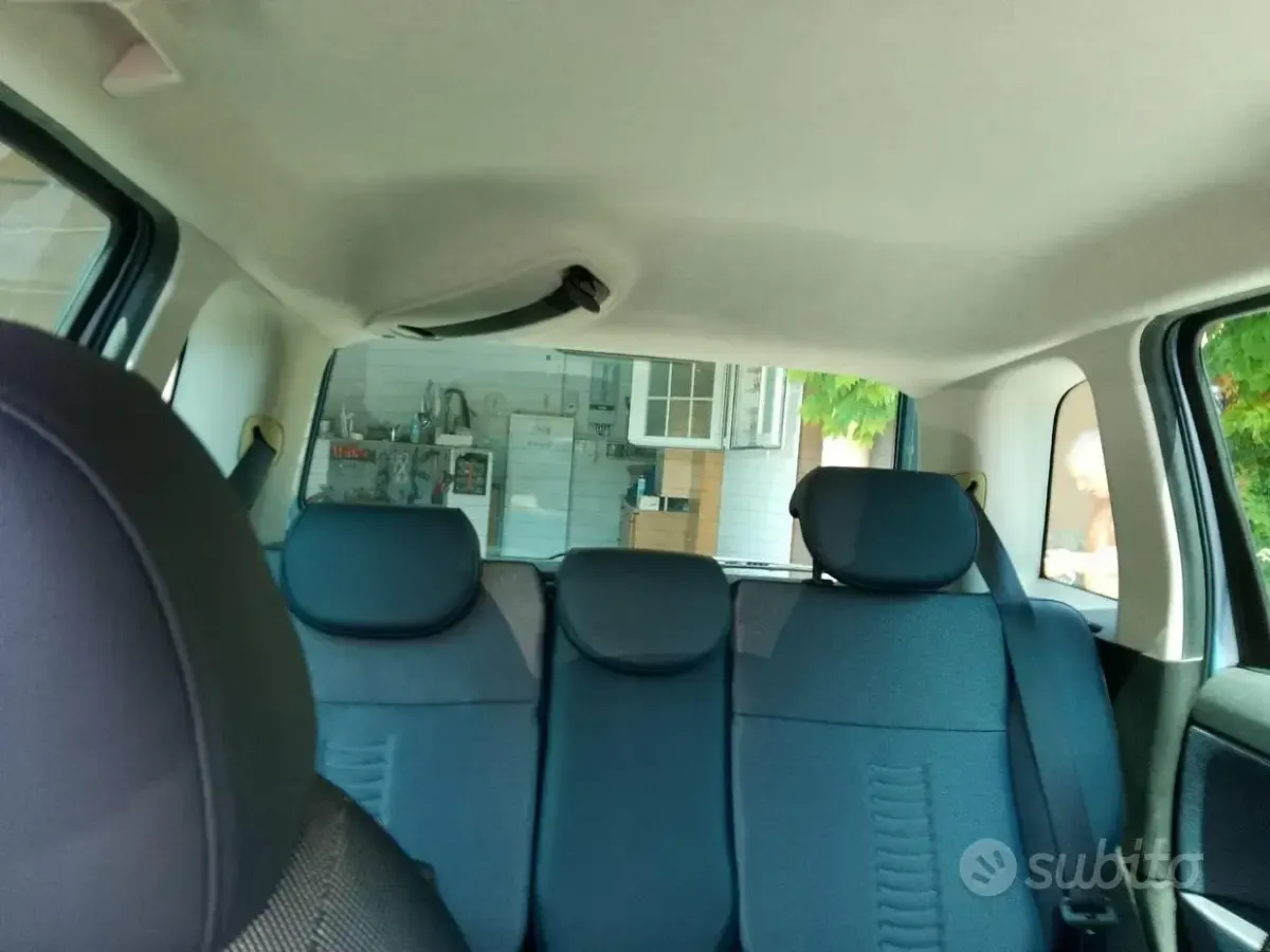 Usata Fiat Idea 90 CV (66 kW) 2010 Bluazzurro Monovolume