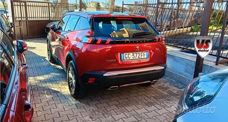 Usata Peugeot 2008 Allure 131 CV (96 kW) 2020 Rosso SUV