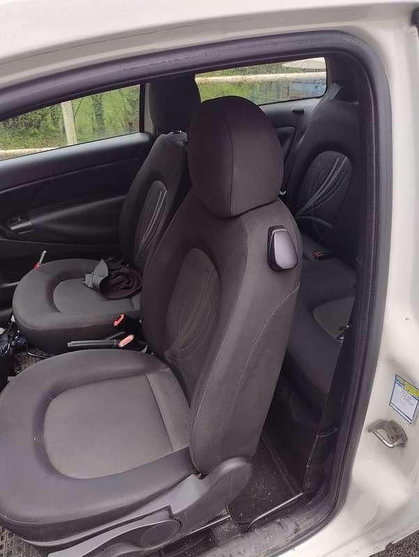 Usata Lancia Ypsilon 75 CV (55 kW) 2011 Bianco Utilitaria