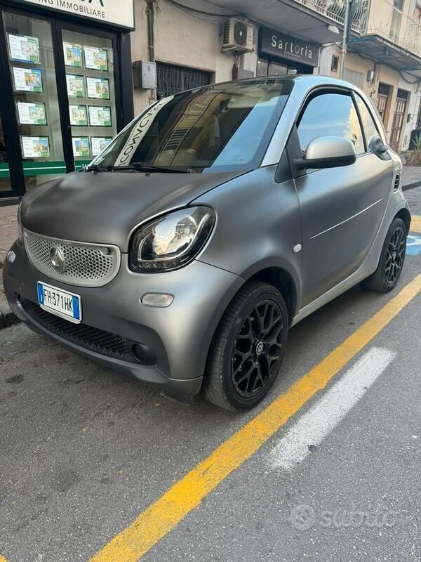 Usata 2017 Smart ForTwo Coupé Passion Due volumi | 9899 € (Super prezzo) - Immagine 1/4