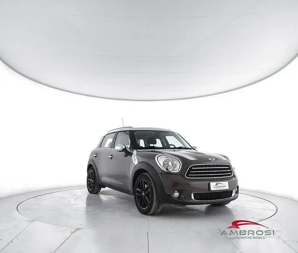 Usado Mini Cooper D Countryman 111 HP (81 kW) 2013 Castanho SUV