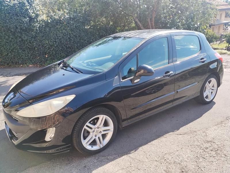 Nero Usata 2011 Peugeot 308 Tre volumi | 3000 € (Super prezzo) - Immagine 1/4