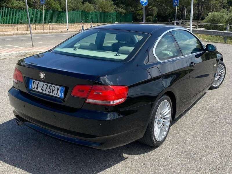 Usata BMW 325 197 CV (144 kW) 2009 Nero Coupé