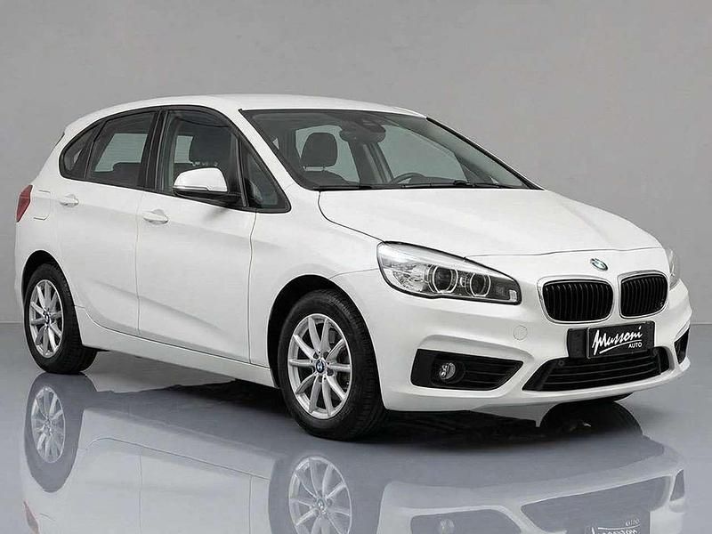 Usata BMW 218 Active Tourer Advantage 150 CV (110 kW) 2014 Bianco past. Monovolume