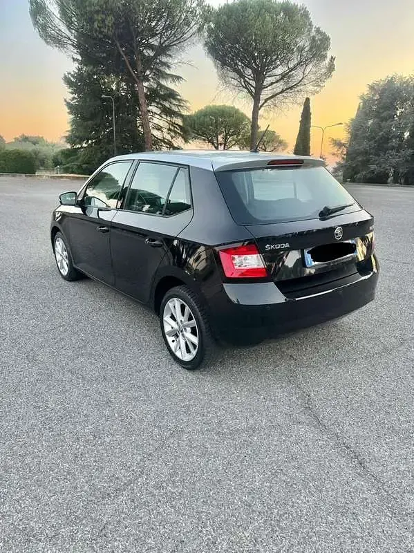 Usata Skoda Fabia Executive 75 CV (55 kW) 2017 Nero Berlina