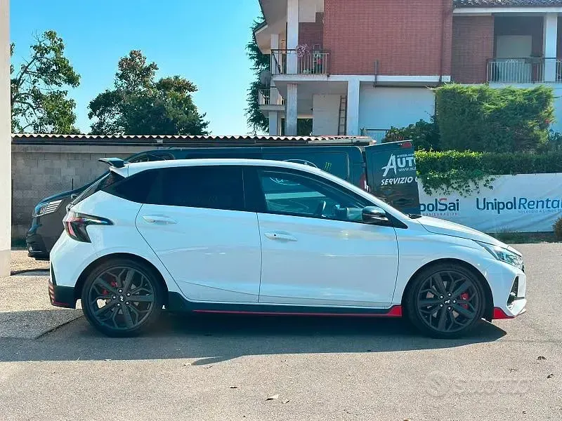 Usata Hyundai i20 N Performance 204 CV (150 kW) 2024 Bianco Utilitaria