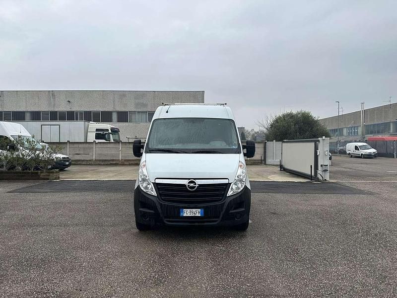 Usata Opel Movano 110 CV (80 kW) 2015 Bianco Monovolume