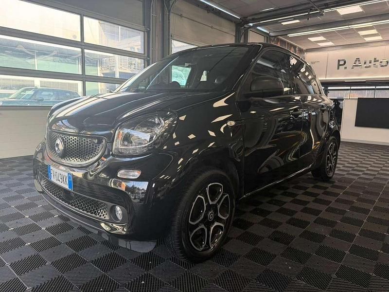 Usata Smart ForFour Passion 71 CV (52 kW) 2019 Nero Utilitaria