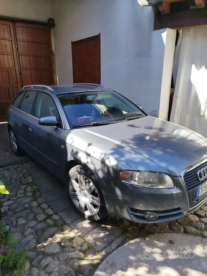 Usata Audi A4 140 CV (102 kW) 2005 Grigio Station wagon