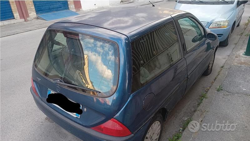 Blu Usata 1999 Lancia Ypsilon Due volumi | 600 € (Super prezzo) - Immagine 1/4