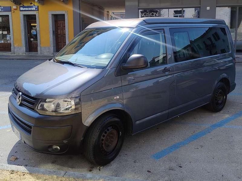 Usata VW Transporter California 105 CV (77 kW) 2014 Grigio Furgone