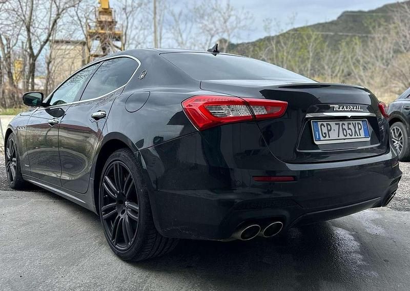Usata Maserati Ghibli 349 CV (256 kW) 2019 Nero Berlina