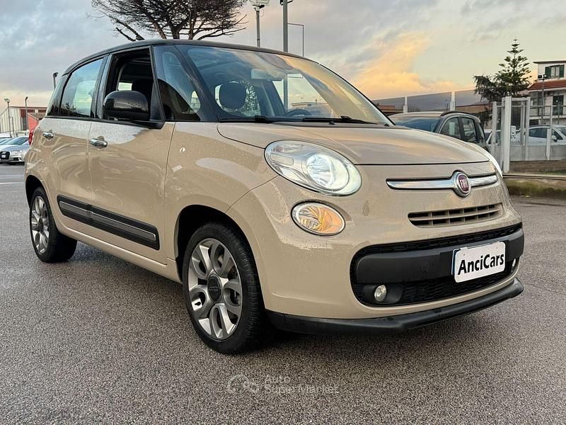 Usata Fiat 500L Lounge 120 CV (88 kW) 2016 Beige Monovolume