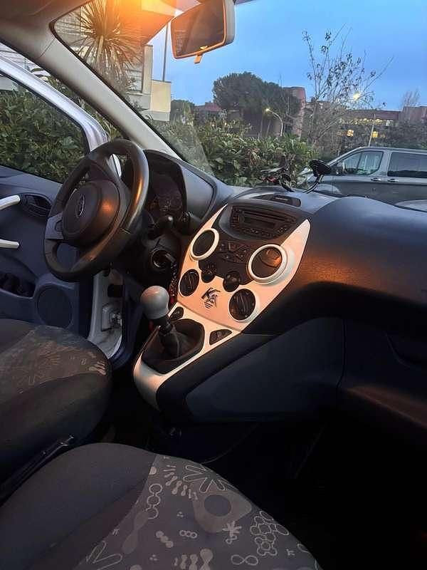 Usata Ford Ka 69 CV (50 kW) 2015 Berlina