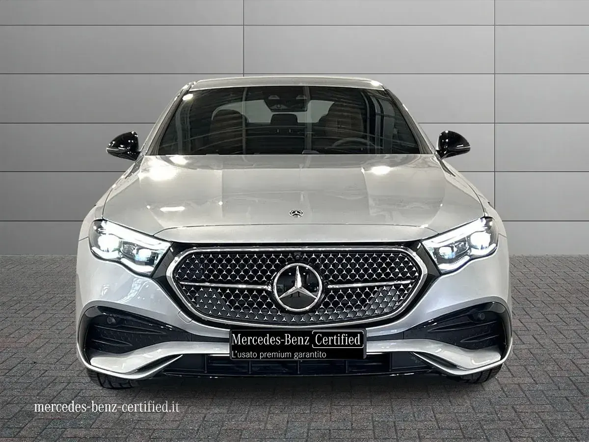 Nuova Mercedes E300 Advanced Plus 197 CV (144 kW) 2026 Argento hightech Berlina