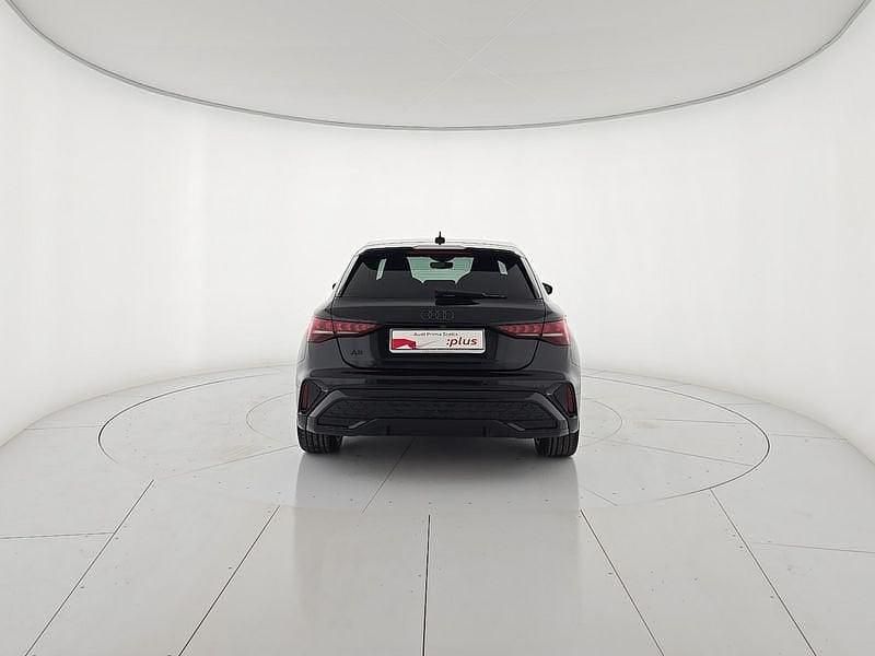Usata Audi A3 Sportback S-Line 150 CV (110 kW) 2025 Nero Utilitaria