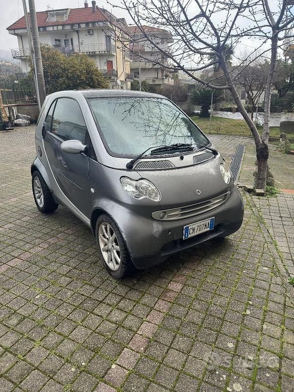 Usata 2005 Smart ForFour Utilitaria | 2500 € - Immagine 1/3
