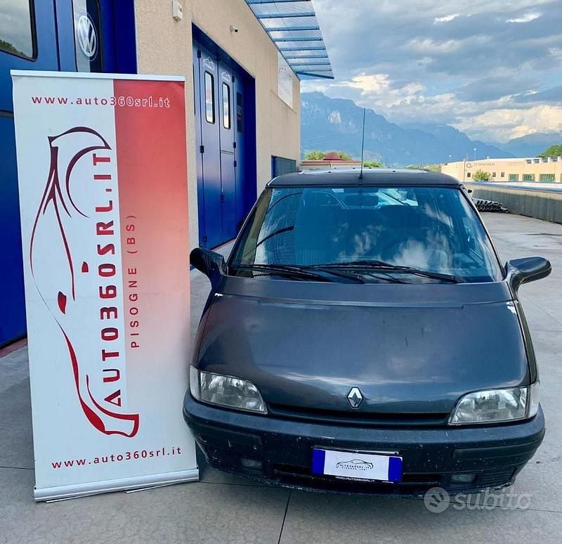 Usata Renault Espace 103 CV (75 kW) 1993 Grigio scuro metallizzato Monovolume