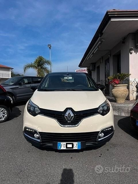 Usata 2016 Renault Captur Zen SUV | 11.490 € (Buon prezzo) - Immagine 1/4