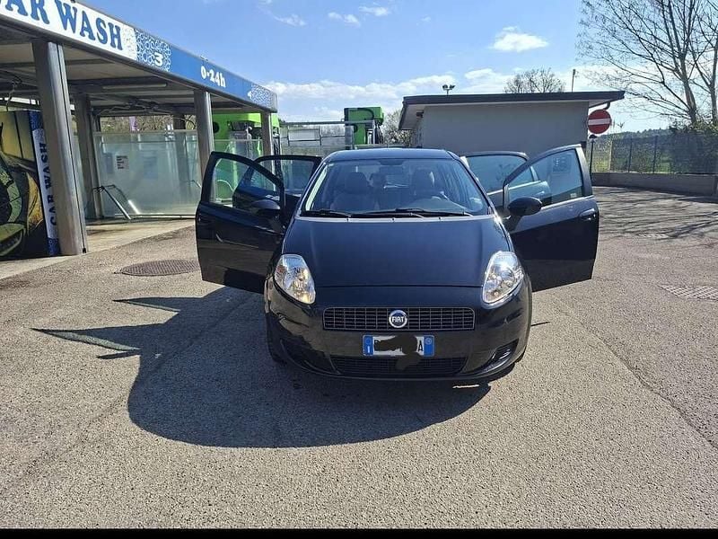 Usata Fiat Grande Punto 65 CV (47 kW) 2006 Utilitaria