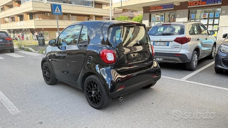 Usata Smart ForTwo Coupé Prime 90 CV (66 kW) 2019 Nero Coupé