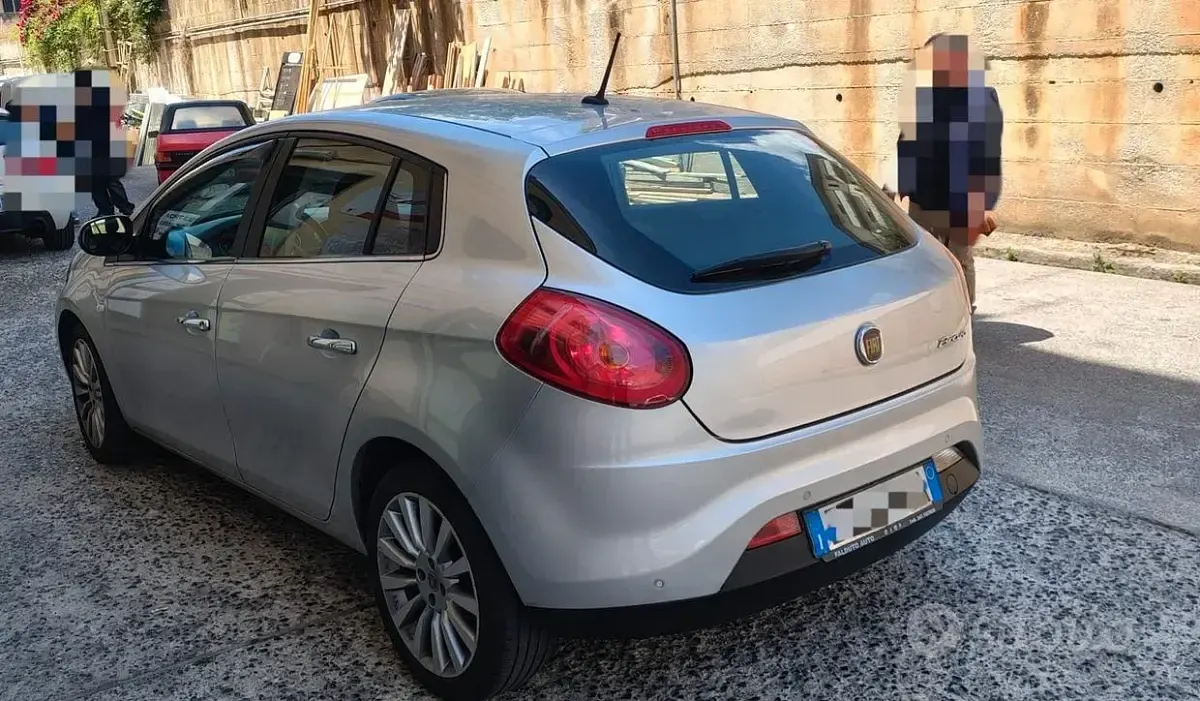 Usata Fiat Bravo 120 CV (88 kW) 2010 Grigio Utilitaria