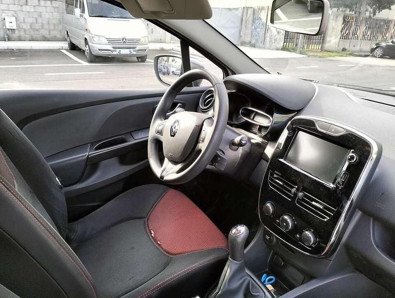 Usata Renault Clio IV 75 CV (55 kW) 2013 Berlina