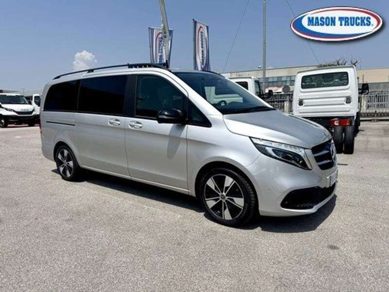 Usata Mercedes V250 Premium 190 CV (139 kW) 2021 Argento Monovolume