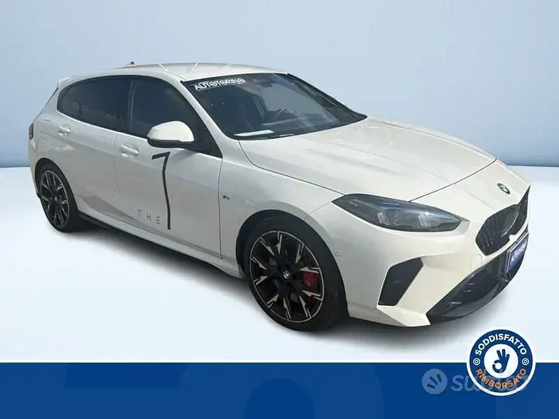 Usata BMW 118 M Sport 150 CV (110 kW) 2025 Bianco pastello Utilitaria