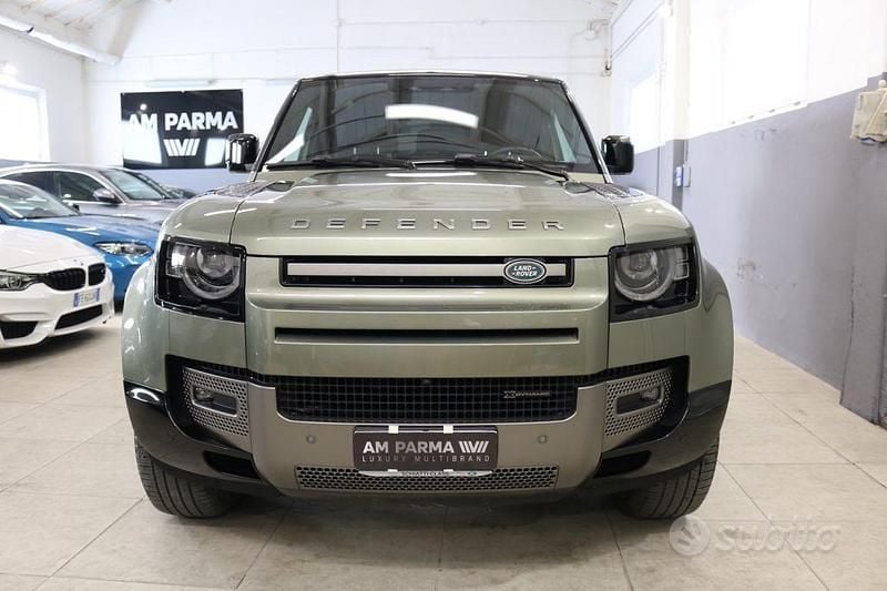 Usata Land Rover Defender Dynamic 200 CV (147 kW) 2022 Verde SUV
