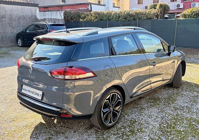 Usata Renault Clio GrandTour 89 CV (65 kW) 2019 Grigio Station wagon