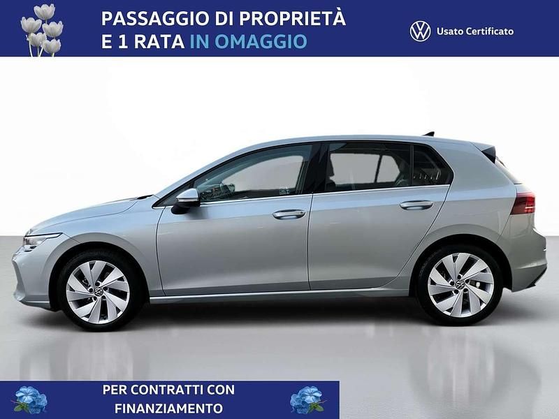 Usata VW Golf VIII Style 150 CV (110 kW) 2025 Dolomite silver metallizzato Berlina