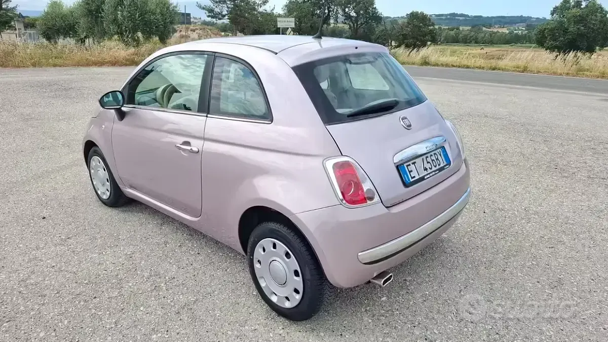 Usata Fiat 500 Pop Star 69 CV (50 kW) 2013 Viola Berlina