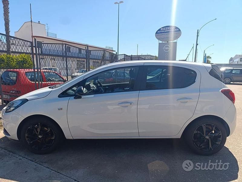Usata Opel Corsa Cosmo 90 CV (66 kW) 2017 Bianco Utilitaria