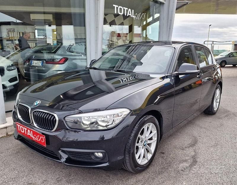 Usata BMW 114 Advantage 95 CV (69 kW) 2019 Nero pastello Utilitaria