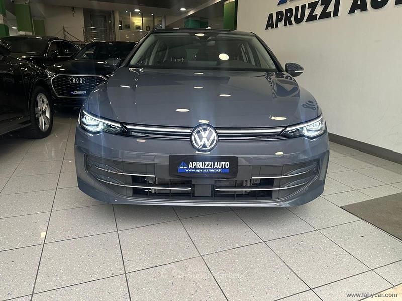 Usata VW Golf VIII Style 150 CV (110 kW) 2025 Grigio Berlina