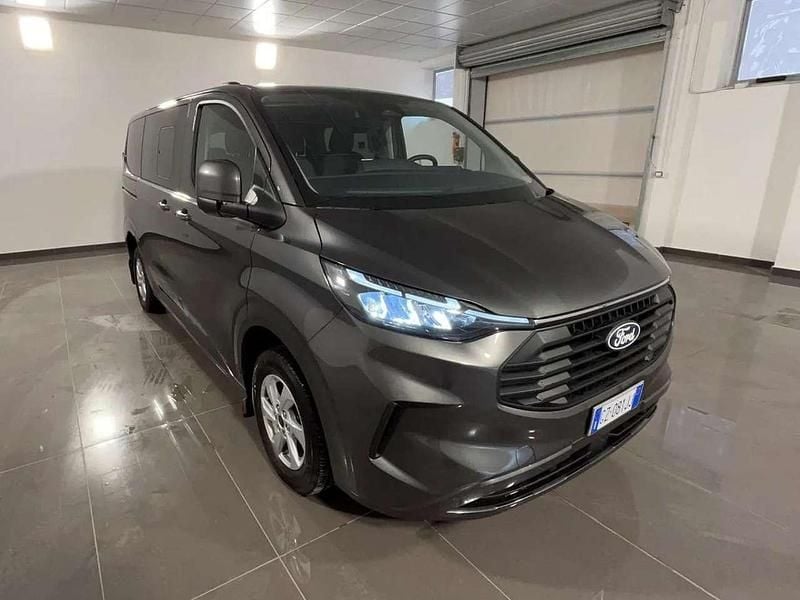 Usata Ford Transit Custom 136 CV (100 kW) 2025 Magnetic Furgone