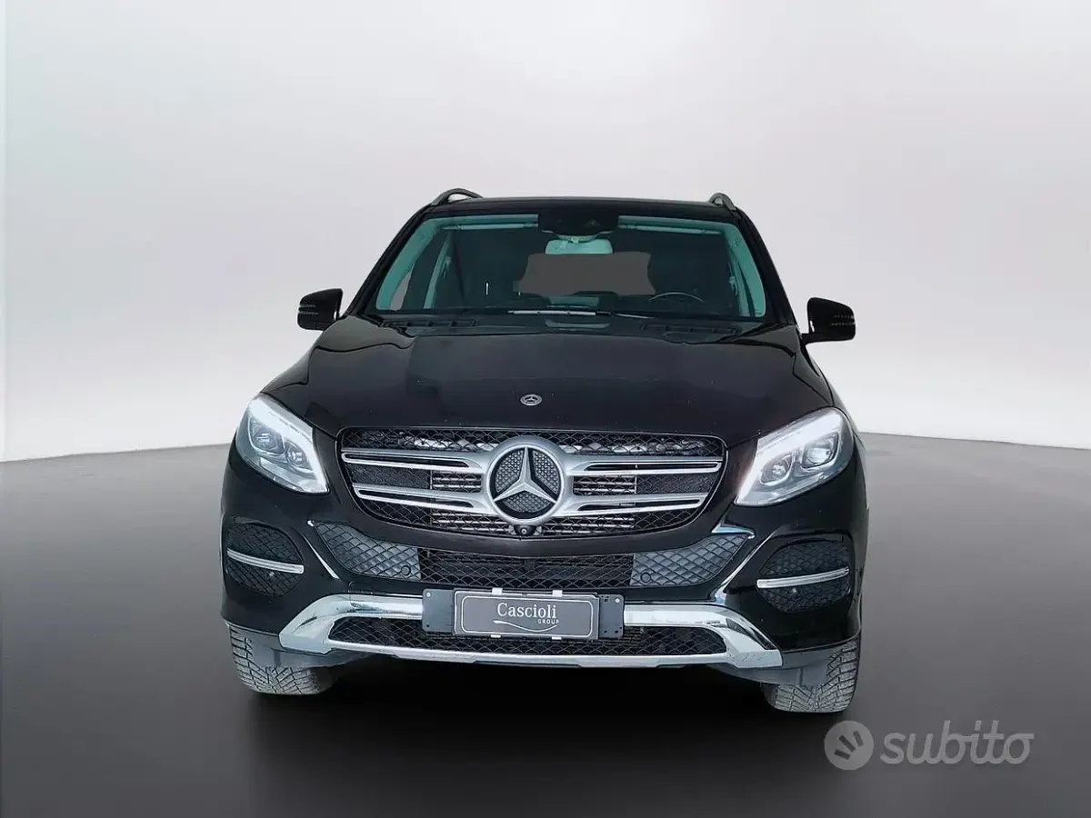 Usata Mercedes GLE250 204 CV (150 kW) 2018 Nero ossidiana metallizzato SUV
